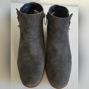 Blondo Liam Waterproof Ankle Boots Size 9